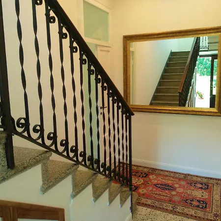 Bed & Breakfast Residenza Laurum